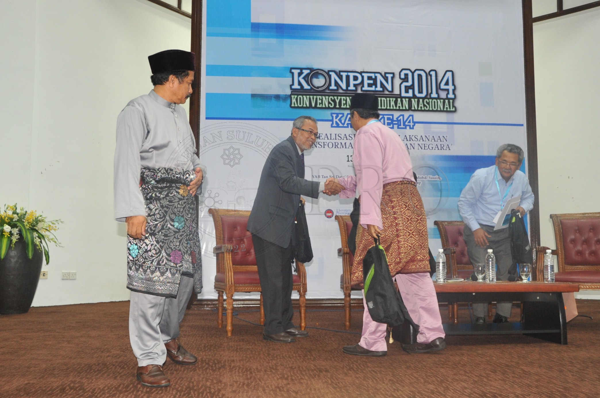 PRO 14 28 KONPEN PRO 7264